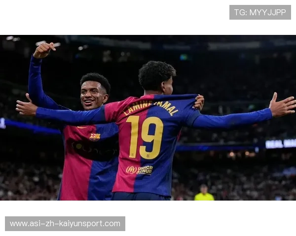 亚马尔冷静分球创造机会